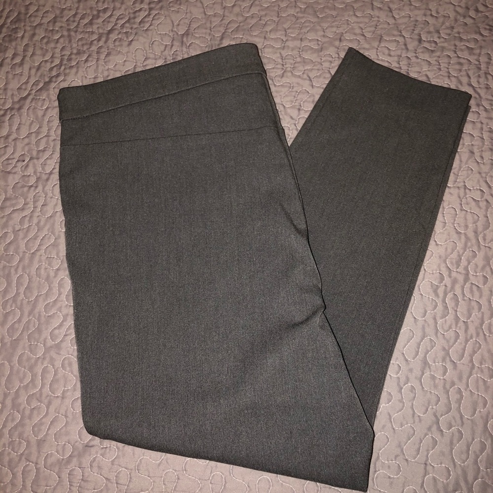 Classic Midrise Side Zip Slim Ankle